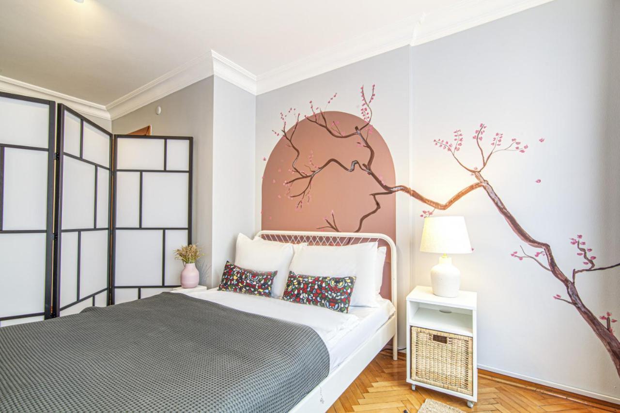 Gorgeous Flat With Lovely Balcony In Nisantasi Istanbul Exteriör bild