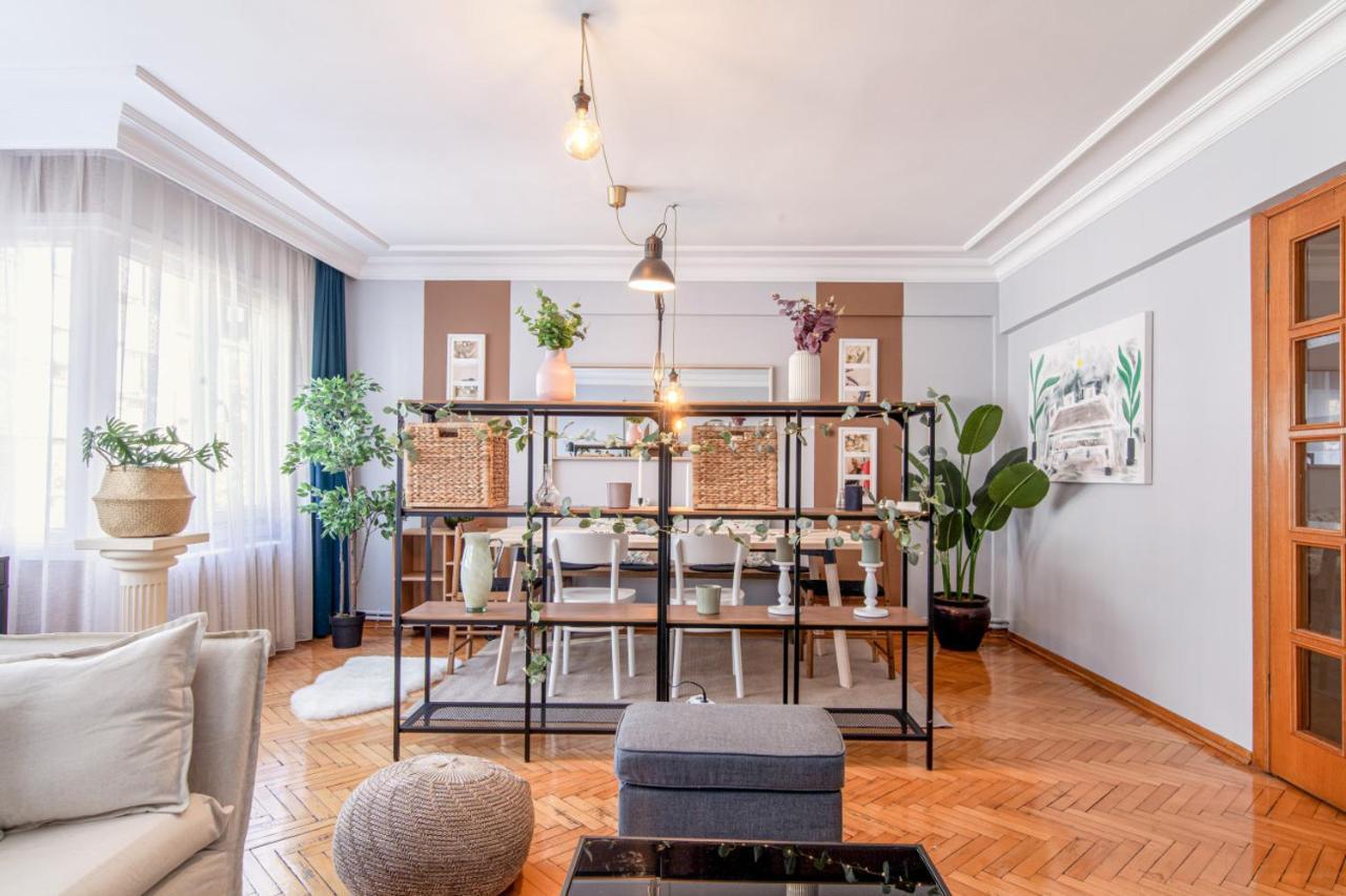 Gorgeous Flat With Lovely Balcony In Nisantasi Istanbul Exteriör bild